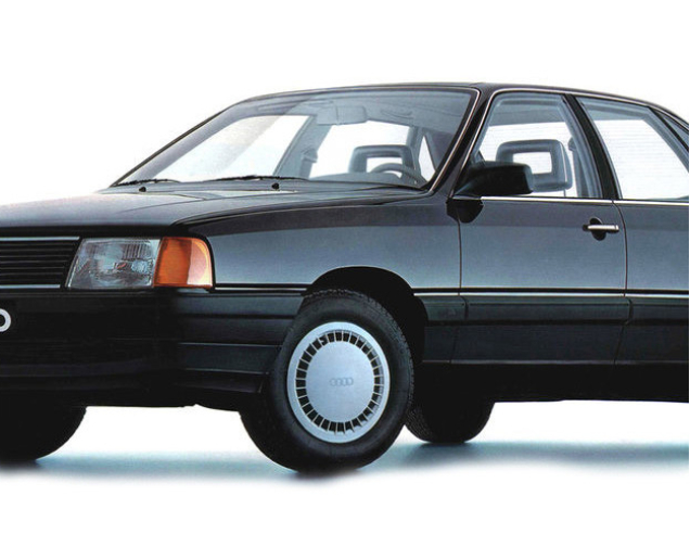 Автостелки Audi 100 C3/44 (1982-1988)