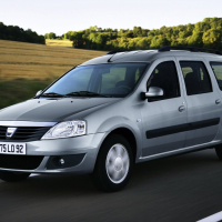 Автостелки Dacia Logan (2004-2012)