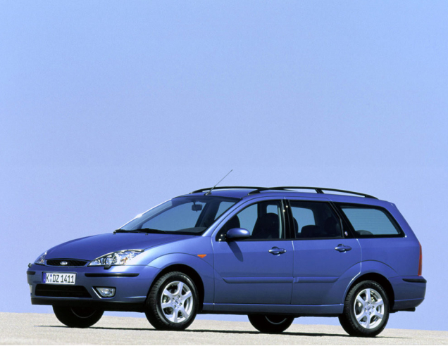 Автостелки Ford Focus (2001-2004)
