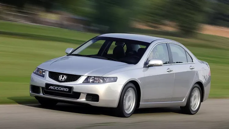 Автостелки Honda Accord (2002-2005)