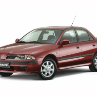 Автостелки Mitsubishi Carisma (1995-2004)