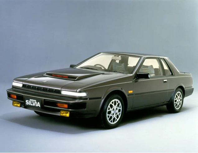 Автостелки Nissan Silvia S12 (1984-1988)