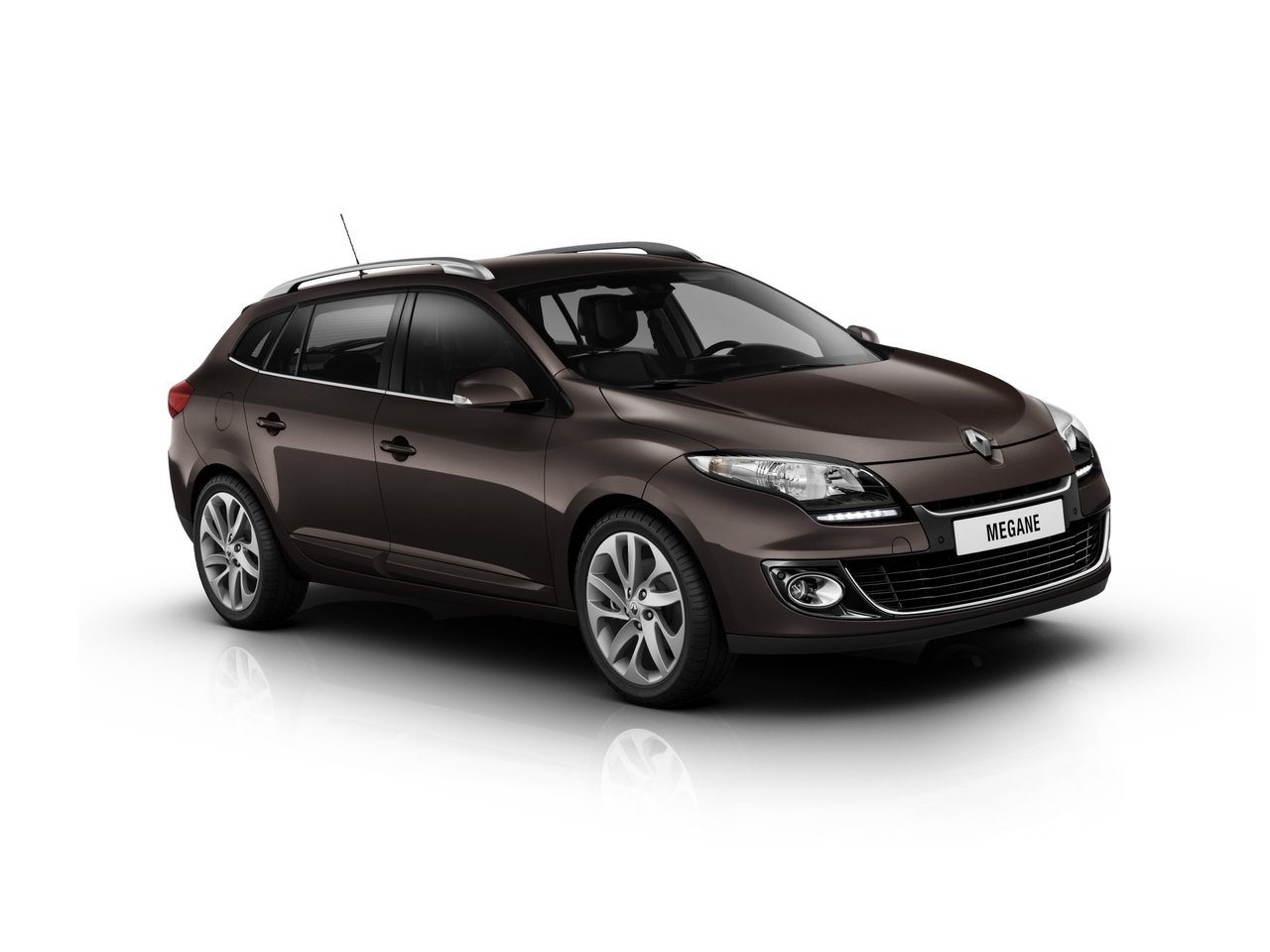 Автостелки Renault Megane (2014-2015)