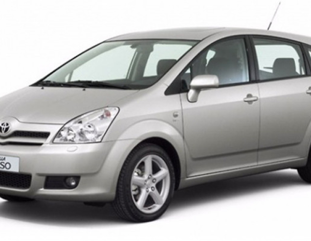 Автостелки Toyota Corolla Verso (Spacio) E120 (2001-2007)