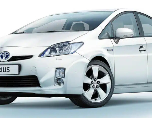 Автостелки Toyota Prius (2009-2015)